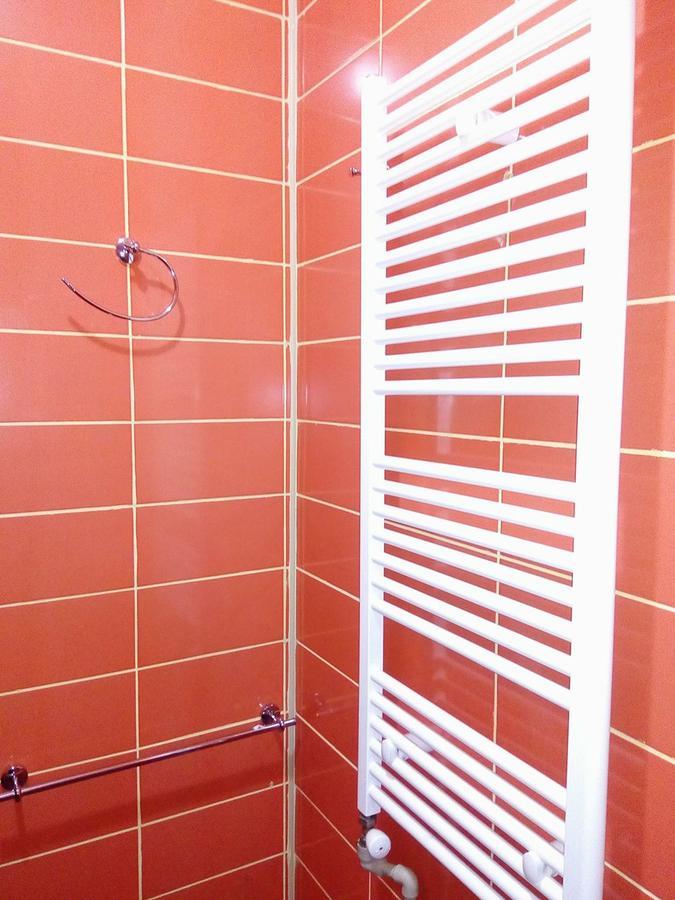 Kafana "Kaj Zoki" Bed & Breakfast Probistip Bagian luar foto